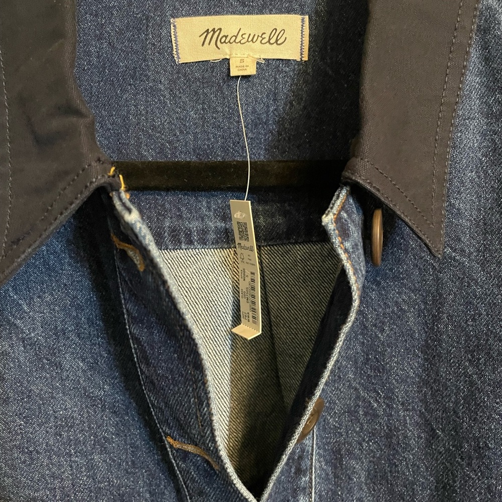 Madewell | Denim Oversized Pullover Jacket in Willmont Wash - Picture 7 of 7